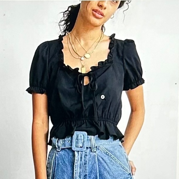 Urban Outfitters Kimchi Black Puff Sleeve Blouse Size S-P - Picture 1 of 4